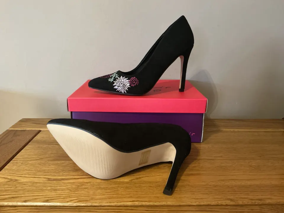 Dolcis “Tanya” High Heel Court Shoes, Size 6, Black - New RRP £34.99