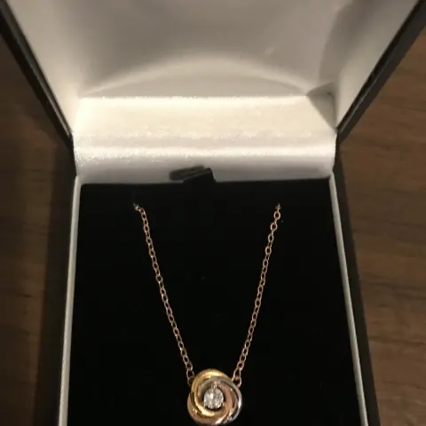Beautiful Gold Plated Over 925 Sterling Silver Pendant Necklace Brand New