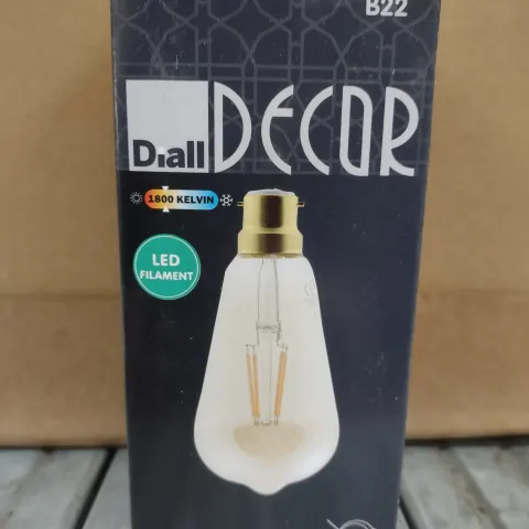 2 X Diall Décor B22 1800 Kelvin LED Filament Bulb. RRP £20 - GRADE A