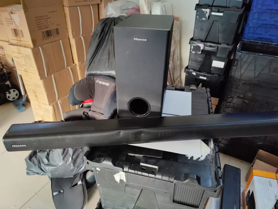 HISENSE 2.1CH SOUND BAR WITH WIRELESS SUBWOOFER