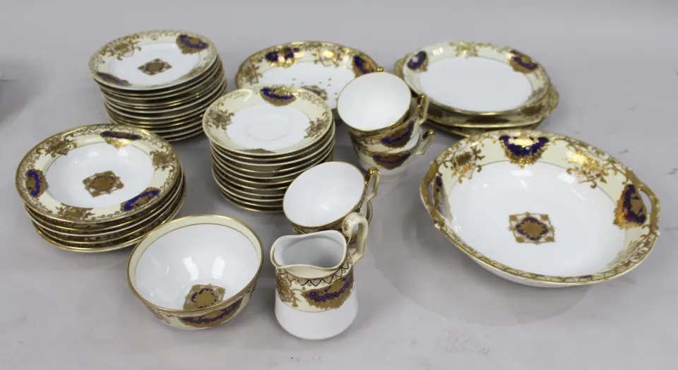 Noritake Mid 20th c. Japanese Gilded Porcelain Part Tea Service