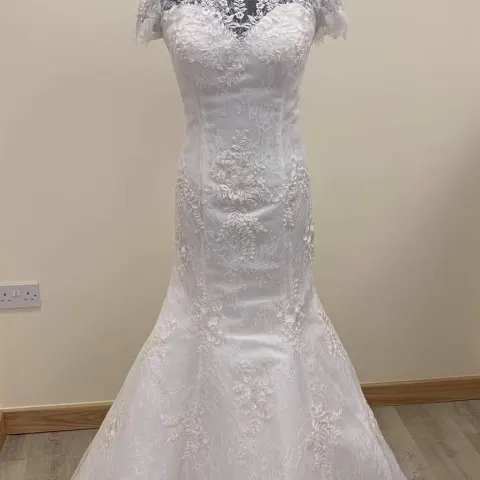 Eternity Bridal Wedding dress AC635.  Size 12 ivory