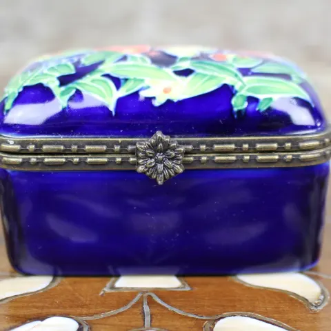 Old Tupton Ware Porcelain Trinket Box with Floral & Butterfly Decoration