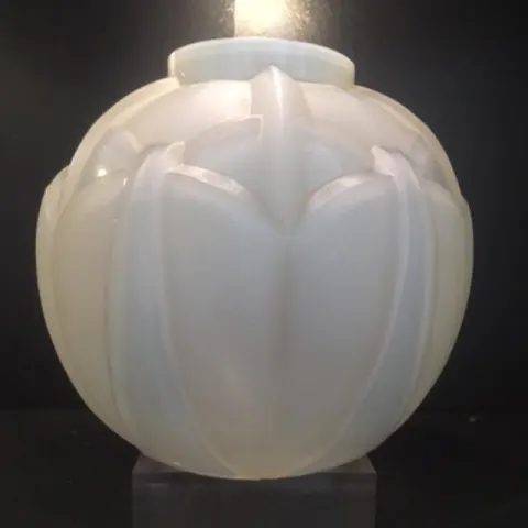 Hunebelle (b1896 - 1985) Rare, Cire Perdue 'Artichoke' Opalescent Frosted With Rose Accents Vase