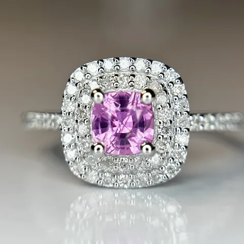 Beautiful 0.63 CT Unheated Ceylon Pink Sapphire With Natural Diamonds & 18k Gold