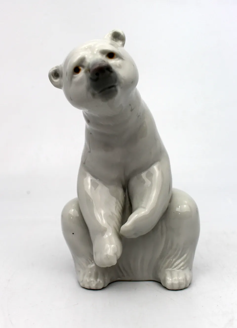 Lladro Polar Bear