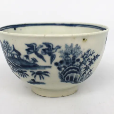 Royal Worcester Blue & White Fence Pattern Cup c.1770