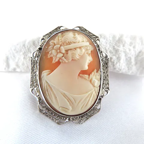 Antique Sterling Silver Hand Carved Cameo Brooch