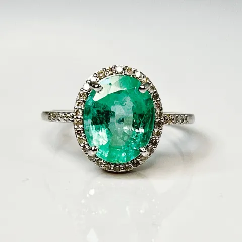 Beautiful  2.75 CT Untreated Natural Emerald Ring ,Diamonds & 18k Gold