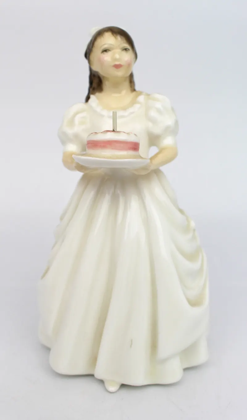 Royal Doulton Figurine Birthday Girl HN 3423