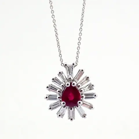 An Exquisite Necklace Detailed With Ruby and Brilliant Diamonds