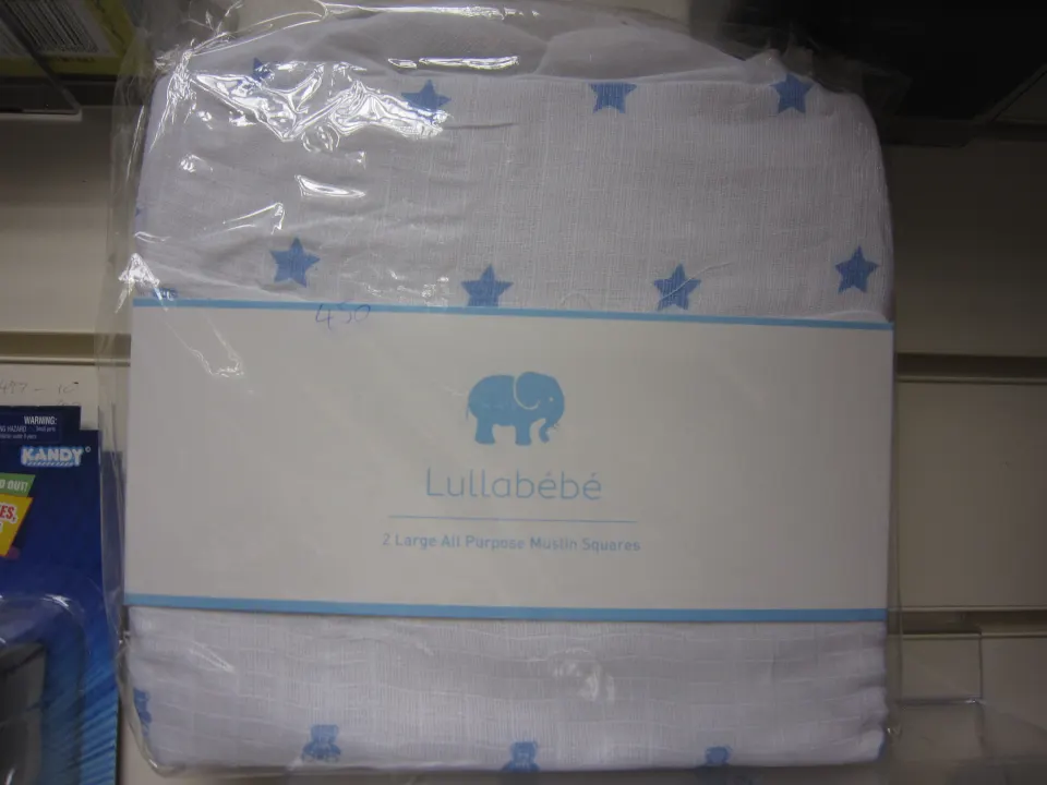 100pcs assorted blue and pink Brand new large size baby swaddle blankets - brand is bebe - large siz