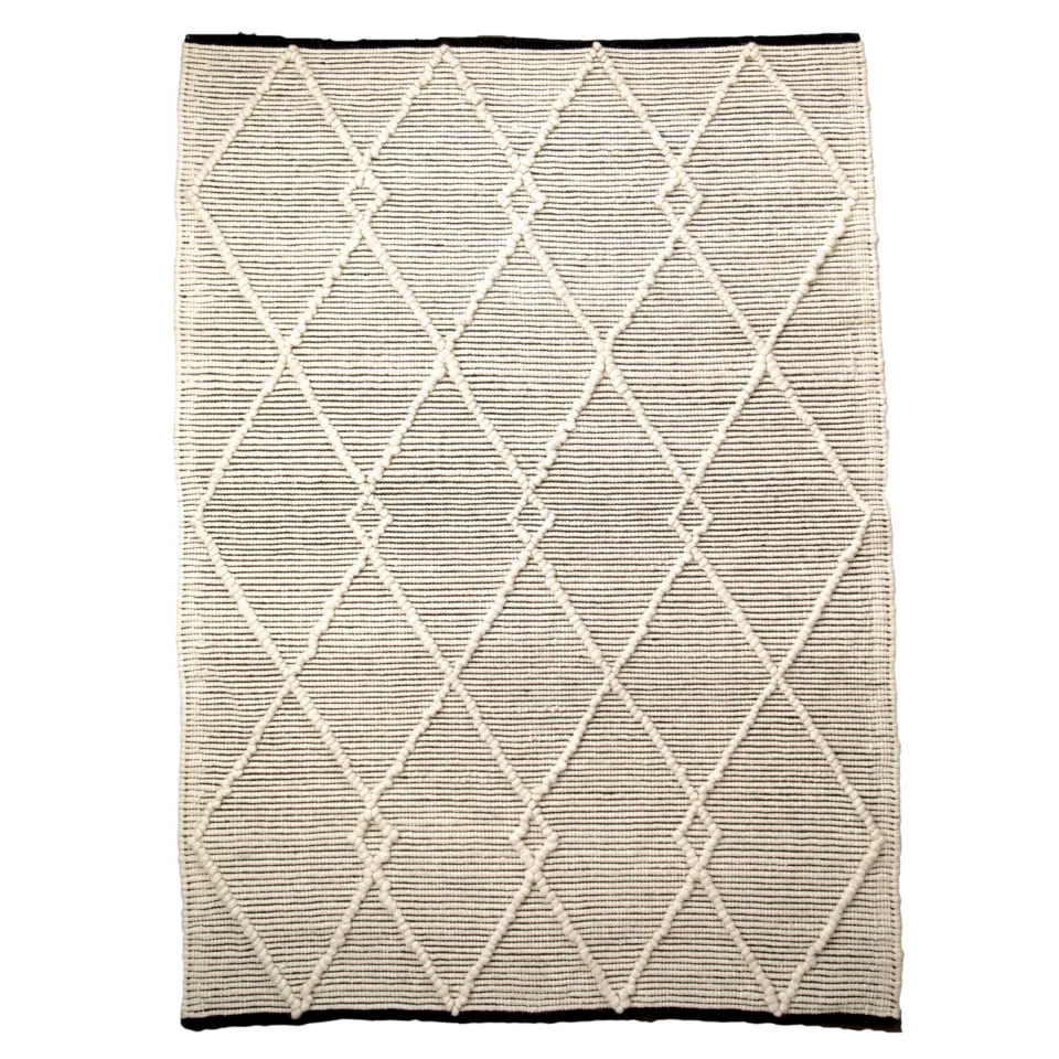 Cream & Black Diamond Pattern Large Wool Rug RRP - £624
