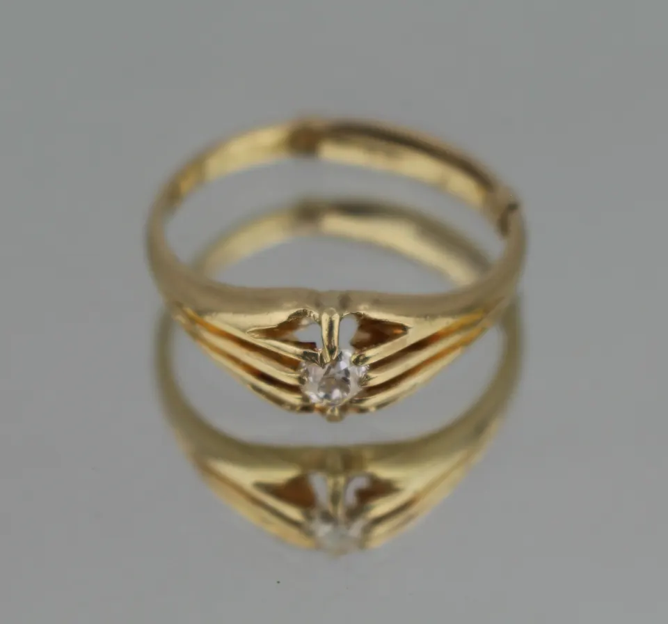 Vintage Gypsy Set 18ct Gold Diamond Ring