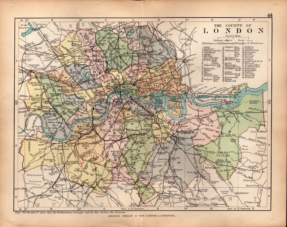 County of London 1895 Antique Queen Victoria Detailed  Coloured Map.