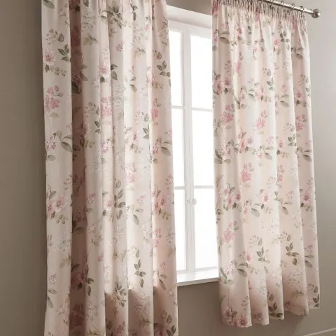 Bundle of 10 x Curtains Assorted Resale Opportunity