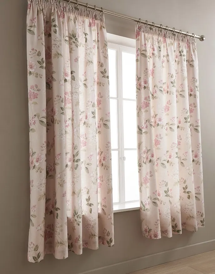 Bundle of 10 x Curtains Assorted Resale Opportunity