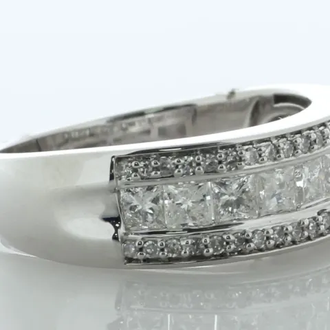 10ct White Gold Semi Eternity Diamond Ring 1.00 Carats