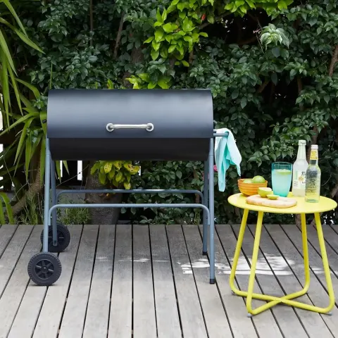 (54/Mez/1C) Lot RRP £140. 2x Texas Oil Drum Charcoal BBQ RRP £70 Each. Can Cook Up to 20 Burgers At