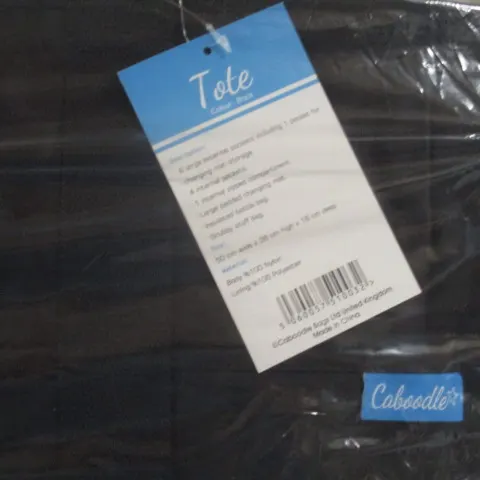 50pcs Brand new Caboodle Baby changing bag sets ,, come complete with changing mat , insulated