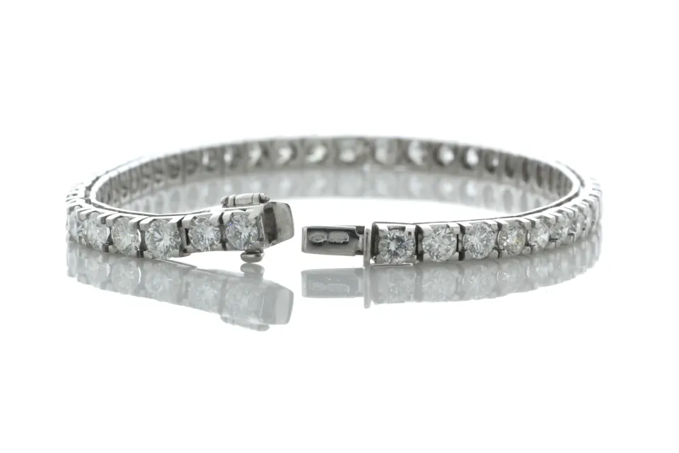 18ct White Gold Tennis Diamond Bracelet 10.09 Carats