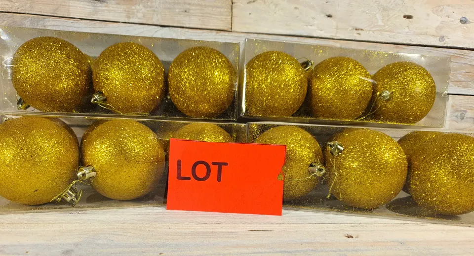 24 x 8cm Gold Glitter Baubles. Rrp £23.99