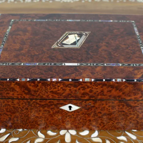 Antique Regency Amboyna & Mother-of-Pearl Inlaid Writing Slope, c.1830