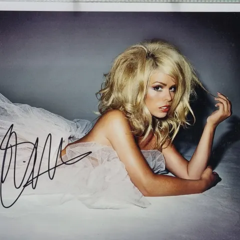 Billie Piper Original Signature