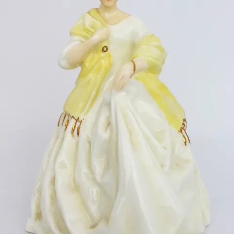 Royal Worcester Figurine First Dance 3629