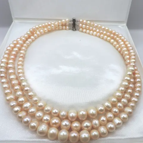 Champagne Cultured Pearl Necklace New With Gift Box