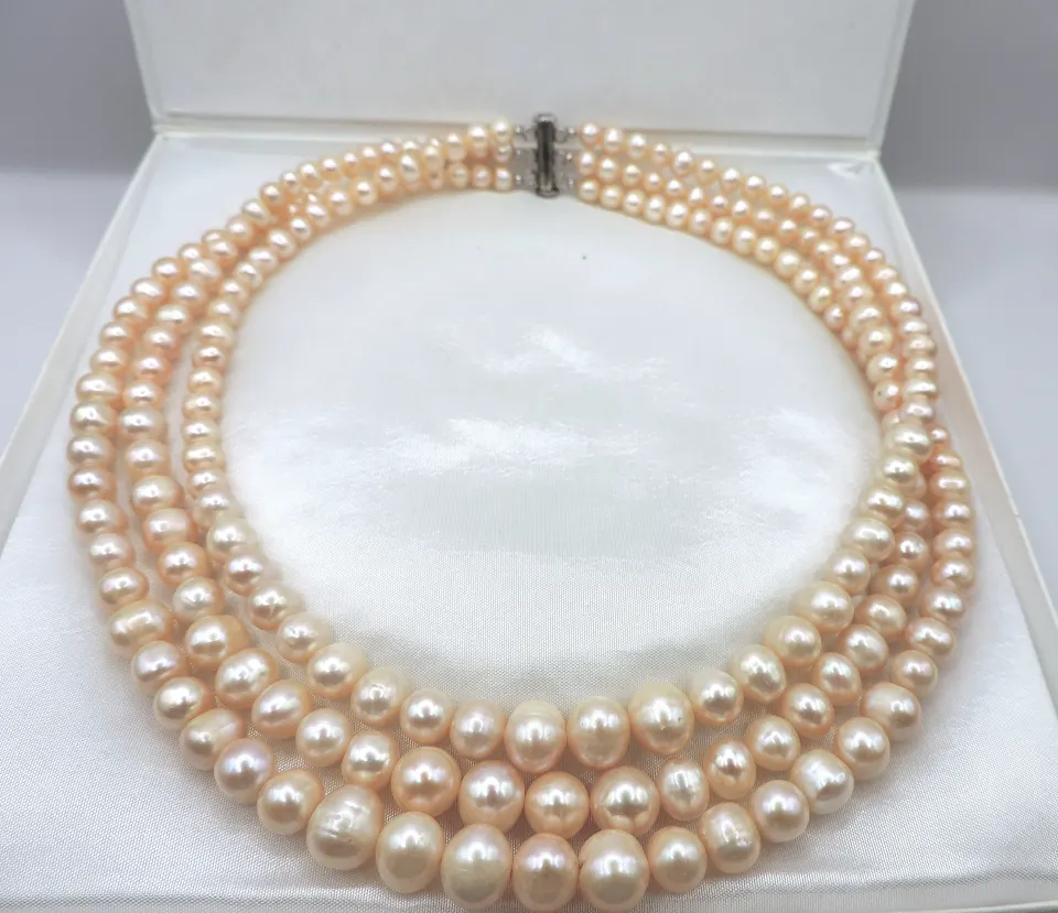 Champagne Cultured Pearl Necklace New With Gift Box
