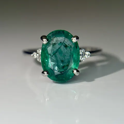 Beautiful 2.77 CT Natural Emerald Ring With Natural Diamonds & Platinum 950