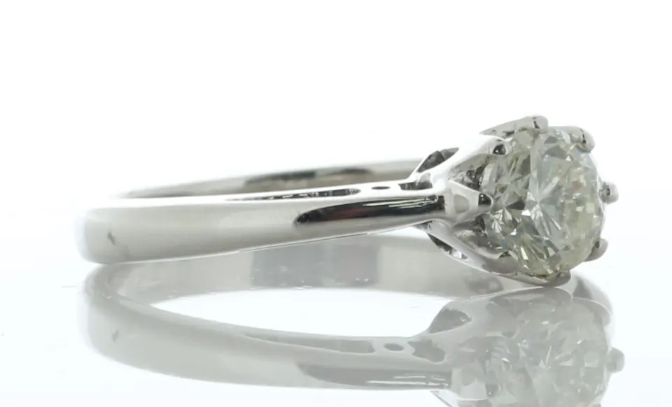18ct White Gold Solitaire Diamond Ring 0.80 Carats