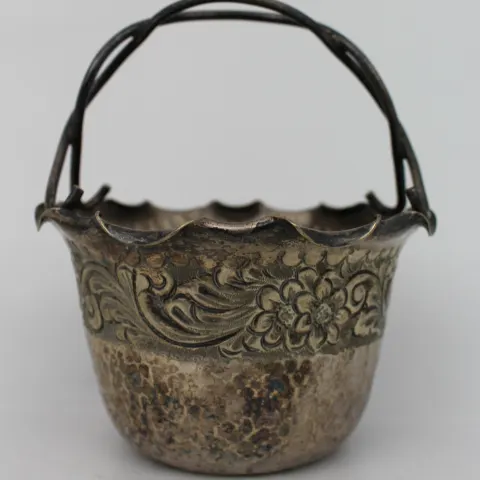Victorian Silver Plated Basket – Deakin & Sons