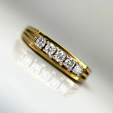 Beautiful Natural 0.18 CT VS Diamond Ring With 18k Gold