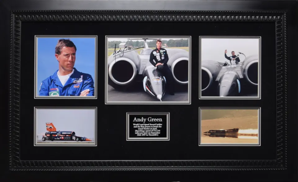 ANDY GREEN original signature presentation.
