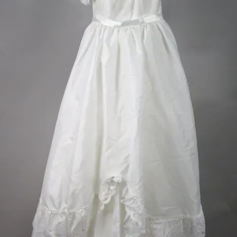 Pre-Owned Pronuptia White Wedding Dress