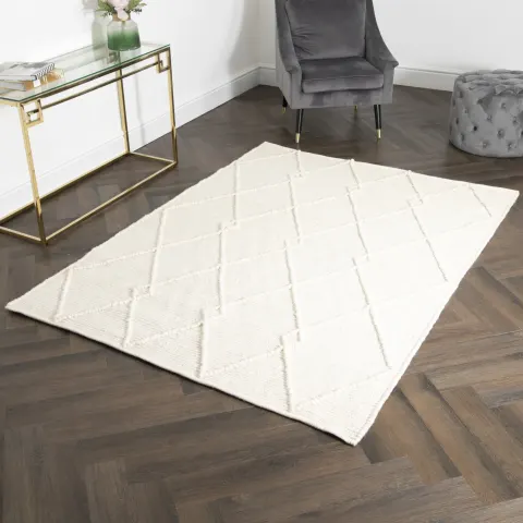 Cream Diamond Pattern Large Wool Rug RRP - £220