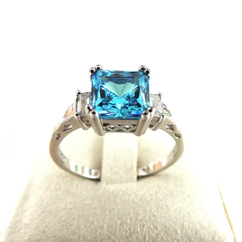 925 Silver Swiss Blue 2.75 Carat Topaz Gemstone Ring 'New'