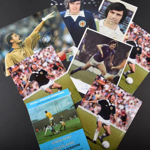 Scotland players original signatures (bonus Alf Ramsay signature)