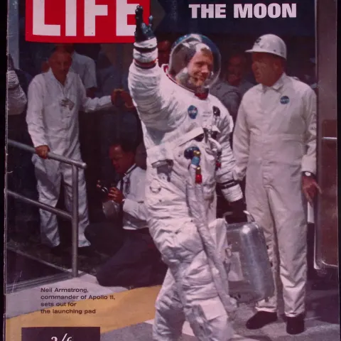 Apollo 11 Leaving For The Moon Landing 1969 Special Life Magazine.