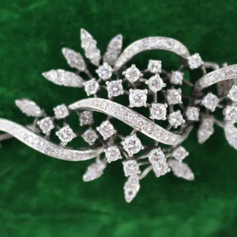 Fine Diamond Set Foliate 18ct. White Gold Brooch