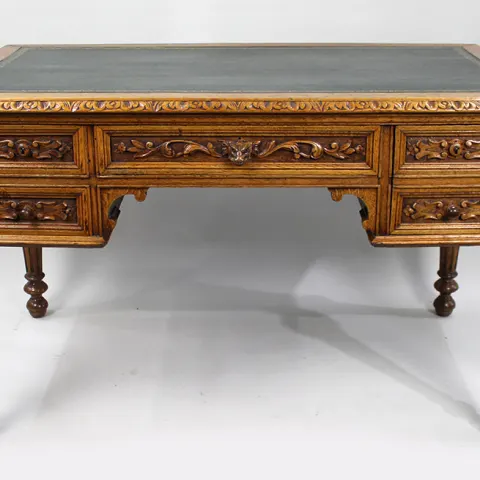 Victorian Carved Oak Leather Topped Desk