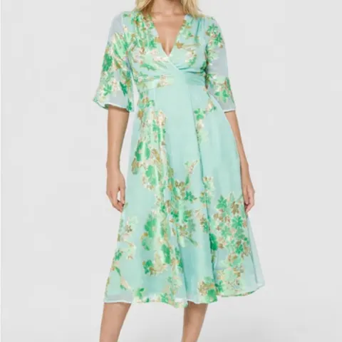 RRP £170 Closet London Mint Green Floral Wrap Midi Dress With Flared Sleeves Size 10
