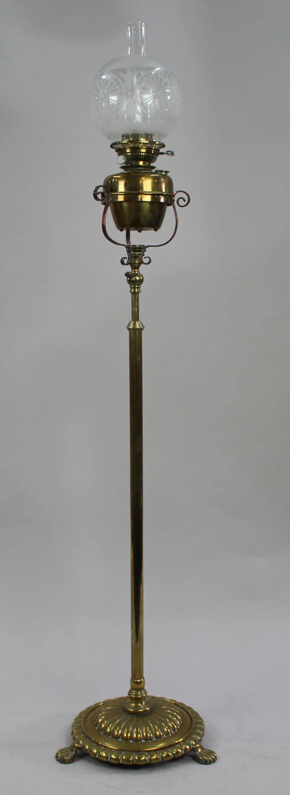 Victorian Telescopic Brass Standard Oil Lamp