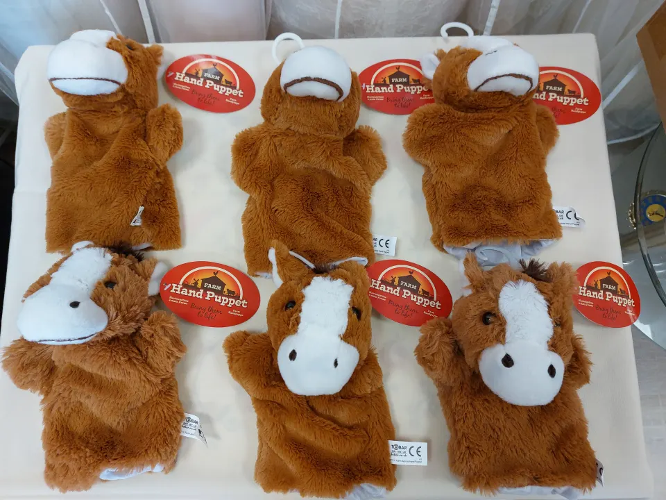 6 x plush cow puppets