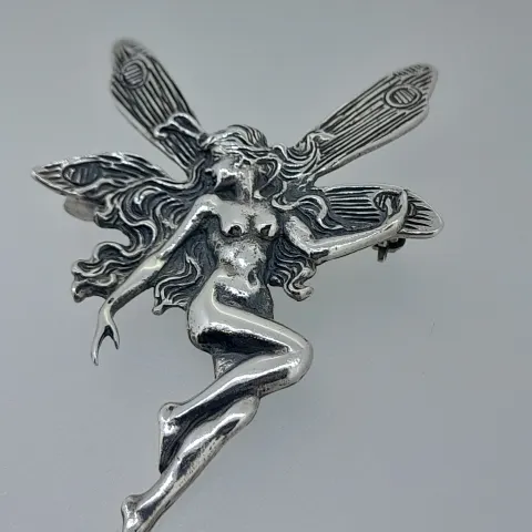 925 Silver Nude Pixie Broach Stunning Detail