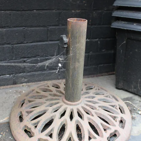 Vintage Metal Gazebo Stand