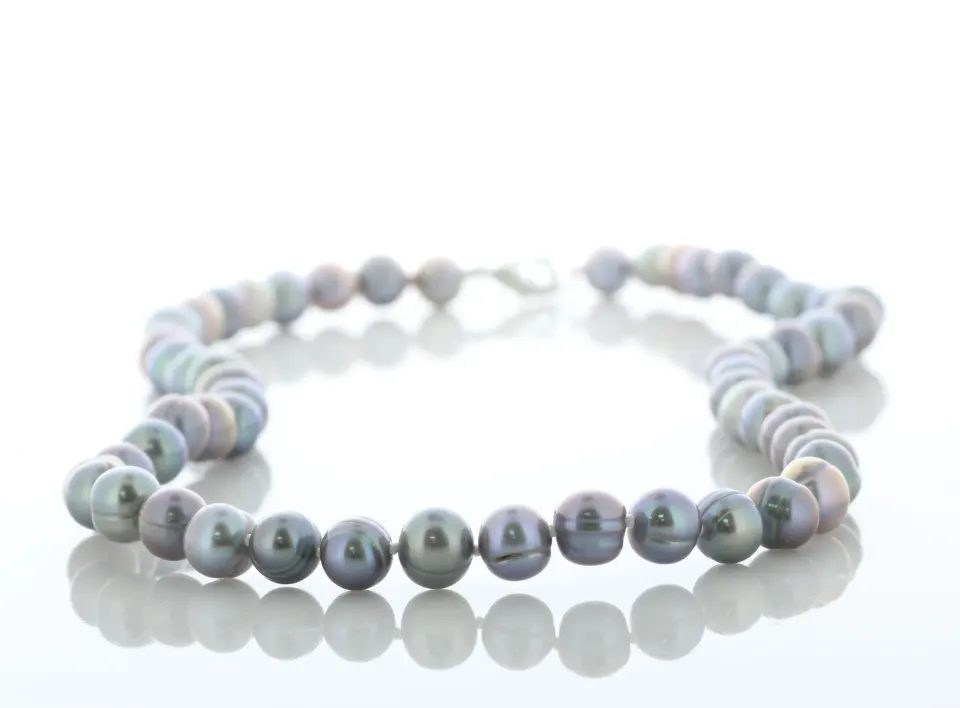 18 Inch Freshwater Cultured 7.0 - 7.5mm Pearl Necklace With Silver Plated Clasp