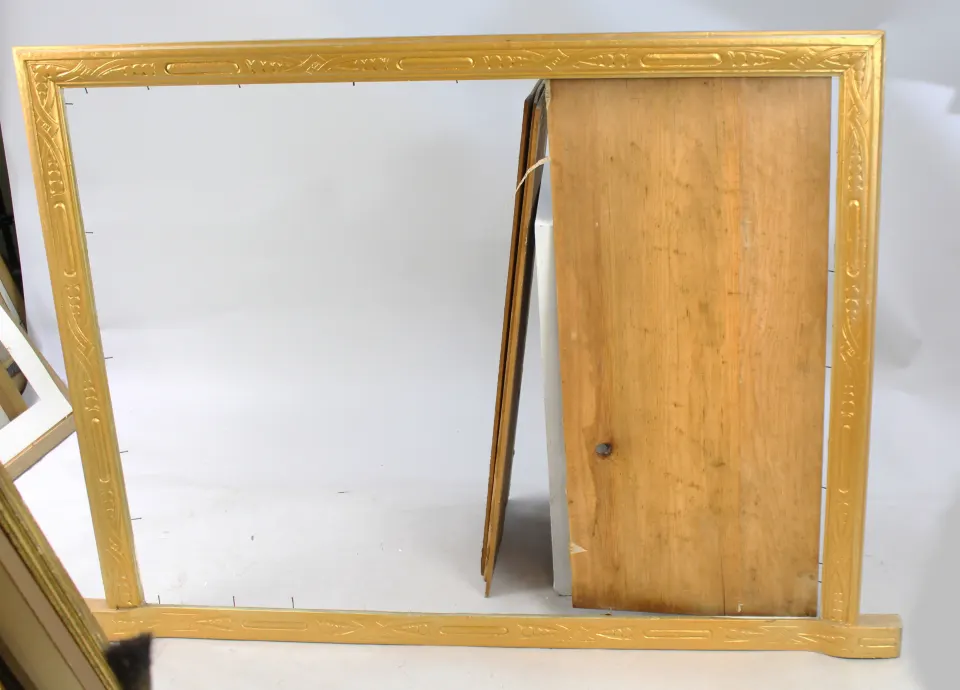 Very Large Victorian Carved Wood Gilt Picture/Mirror Frame